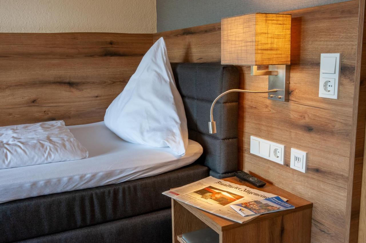 Hotel Landgasthof Oberschnorrhof Dammbach Bagian luar foto